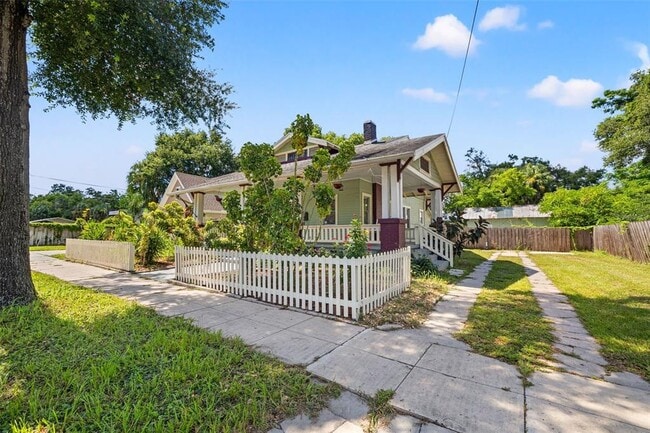 904 E 25th Ave in Tampa, FL - Building Photo - Building Photo