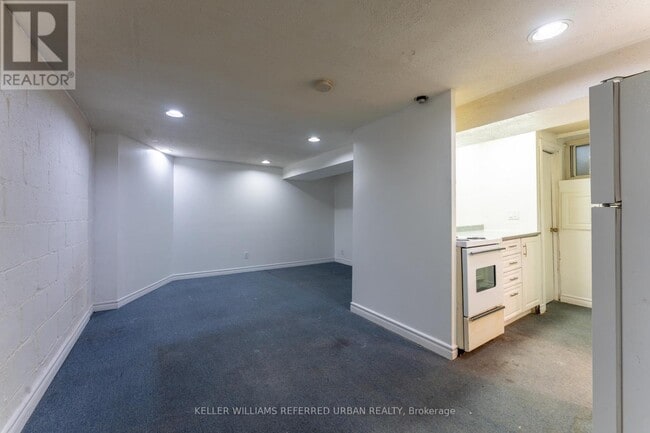 property at 823 Millwood Rd