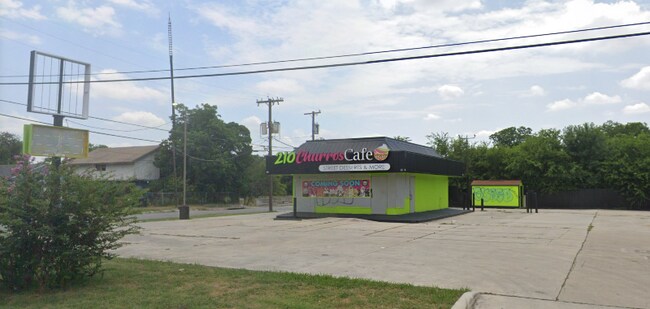 property at 2423 Commercial Ave