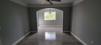 9857 Baywinds Blvd in West Palm Beach, FL - Building Photo - Building Photo