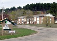 Building Photo - 400 Fairbanks St Apartments in Iron Mountain, Michigan