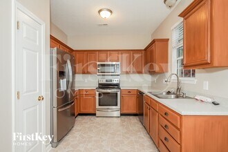 1822 Sugar Hollow Dr in Charlotte, NC - Building Photo - Building Photo