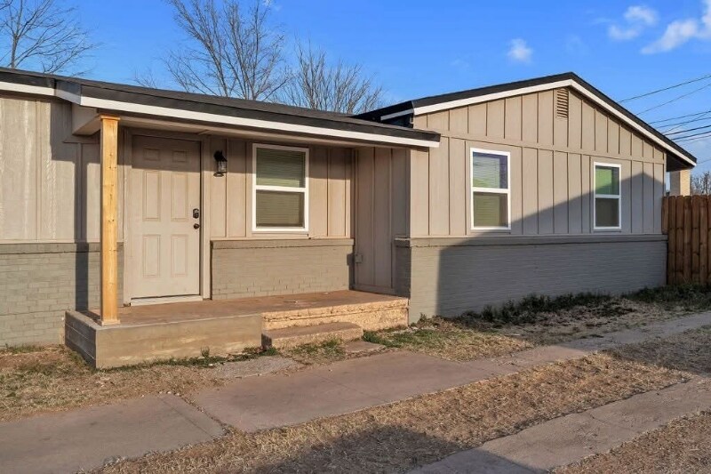 1516 wood in Big Spring, TX - Foto de edificio