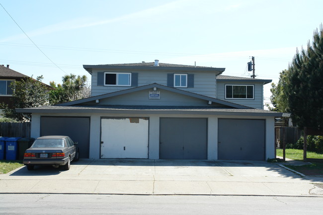 3166 Moorpark Ave in San Jose, CA - Building Photo - Building Photo