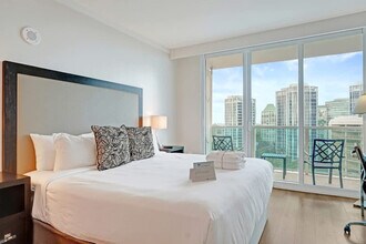 2889 McFarlane Rd, Unit SI ID1504062P in Miami, FL - Building Photo - Building Photo