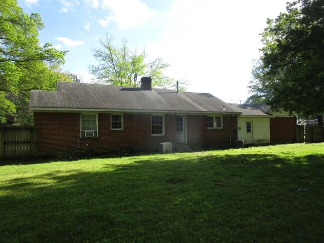 298 W Poplar Ave in Collierville, TN - Building Photo - Building Photo