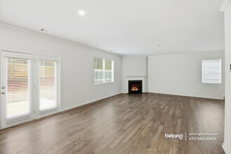 1885 Ollie Crk in Marietta, GA - Foto de edificio - Building Photo