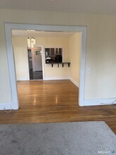 452 Hillside Ave in Hartford, CT - Building Photo - Building Photo