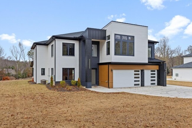 2404 GA-124 in Jefferson, GA - Building Photo - Building Photo