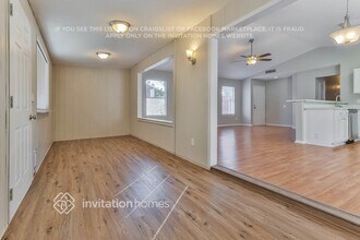 464 N Orlando Cir in Mesa, AZ - Foto de edificio - Building Photo