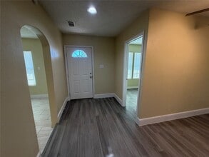 2501 Maple St in Liberty, TX - Building Photo - Building Photo