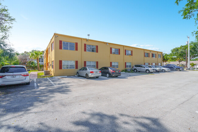Boca Hacienda in Boca Raton, FL - Foto de edificio - Building Photo