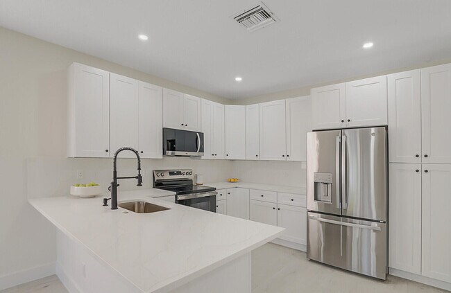 905 Fieldstone Way in West Palm Beach, FL - Building Photo - Building Photo