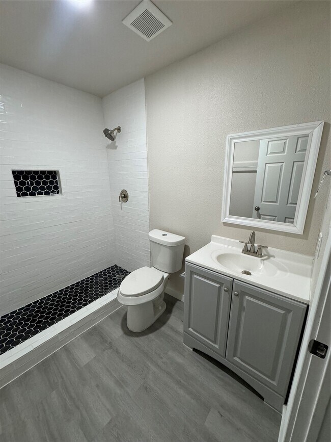 property at 10609 Murr Way