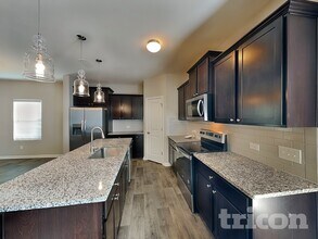 635 Spencer Ln in Kannapolis, NC - Building Photo - Building Photo