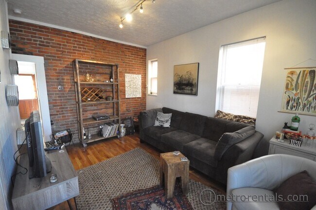 310 E Blenkner St in Columbus, OH - Foto de edificio - Building Photo