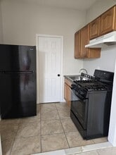 142 Johnson Ave in Newark, NJ - Building Photo - Building Photo