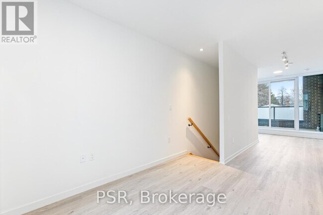 49 Broadfield Dr in Toronto, ON - Building Photo - Building Photo