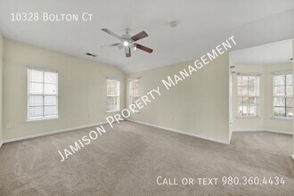 10328 Bolton Ct in Charlotte, NC - Building Photo - Building Photo