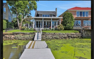 126 Lighthouse Dr in Saugerties, NY - Building Photo