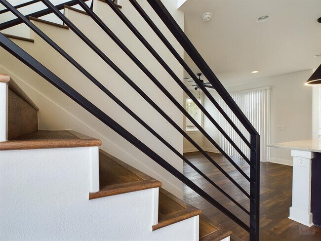 1402 W 51st St in Austin, TX - Building Photo - Building Photo