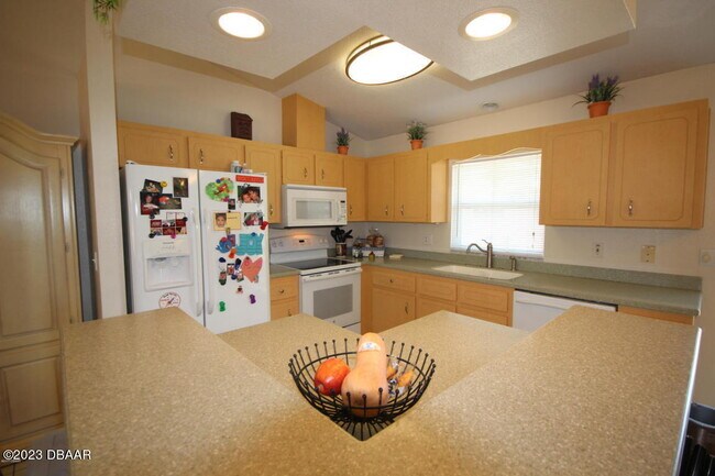 2621 India Palm Dr in Edgewater, FL - Building Photo - Building Photo