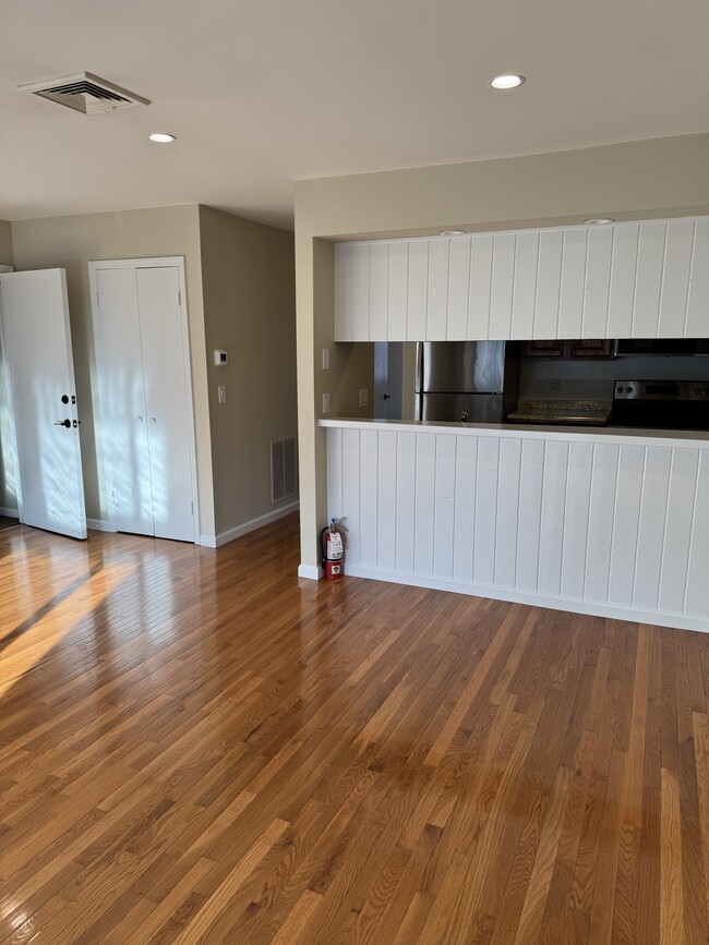 17 Danbury Rd, Unit 2