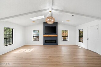 224 E Lakeshore Dr in Panama City Beach, FL - Building Photo - Building Photo