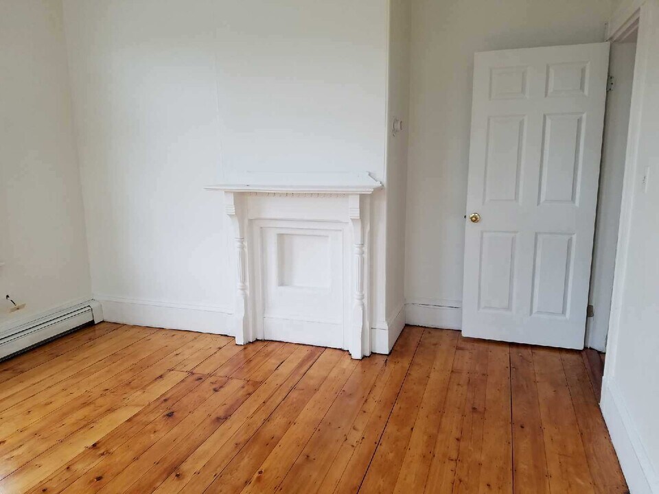 254 Windsor St, Unit 1r in Cambridge, MA - Foto de edificio
