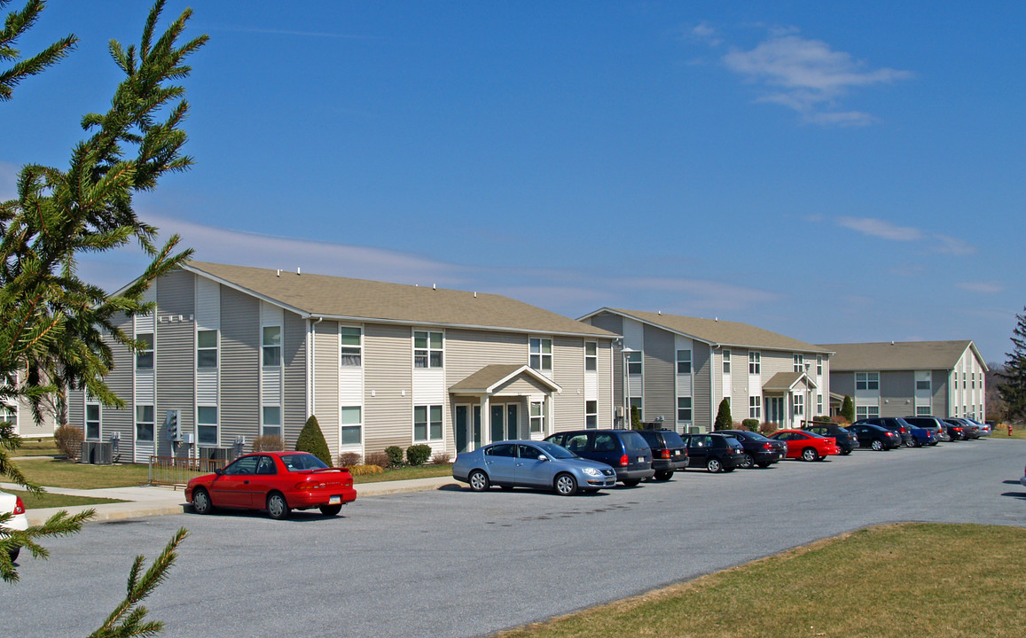 Paxton Center Apartments in Harrisburg, PA - Building Photo