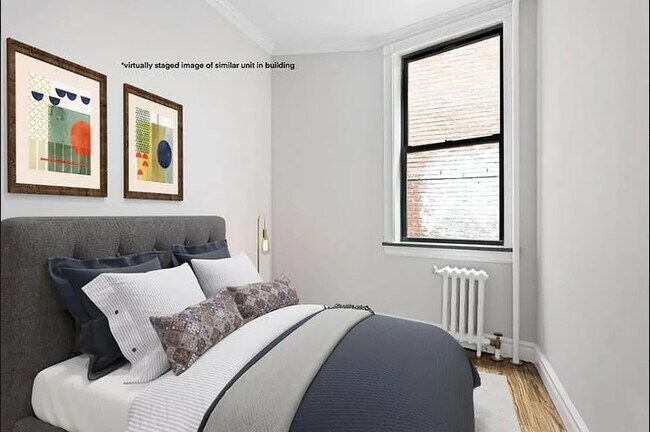 330 E 35th St in New York, NY - Building Photo - Building Photo