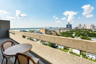 City Club Apartments Lafayette Park in Detroit, MI - Building Photo - Interior Photo