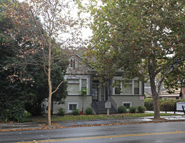 1026-1038 E Santa Clara St Apartments