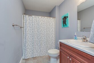 11 Rockingham Rd in Auburn, NH - Building Photo - Building Photo