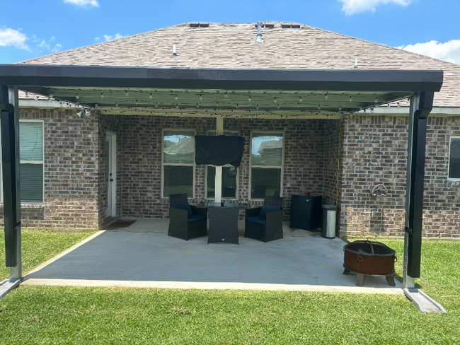 313 Summit Ave in Sulphur, LA - Building Photo - Building Photo