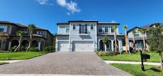 29868 Picana Ln in Wesley Chapel, FL - Building Photo