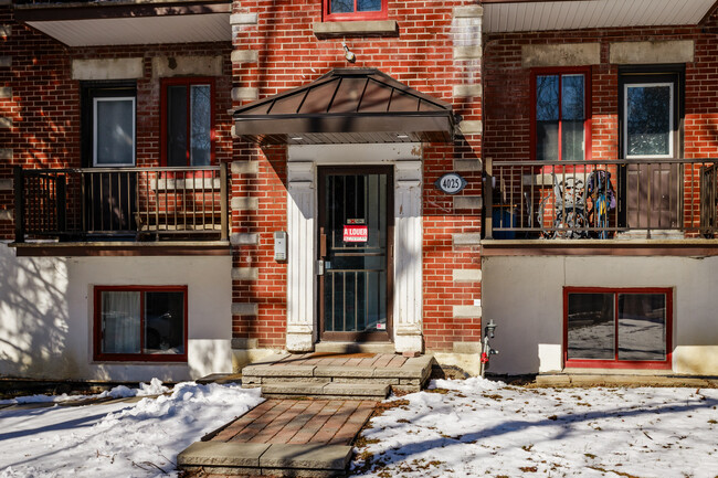 4025 Édouard-Montpetit Boul in Montréal, QC - Building Photo - Building Photo