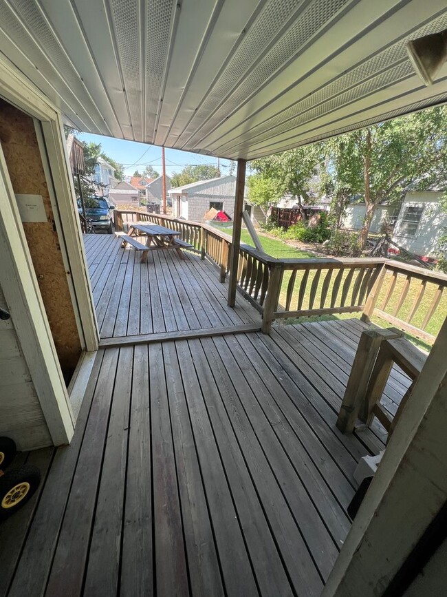 property at 603 Palmer St