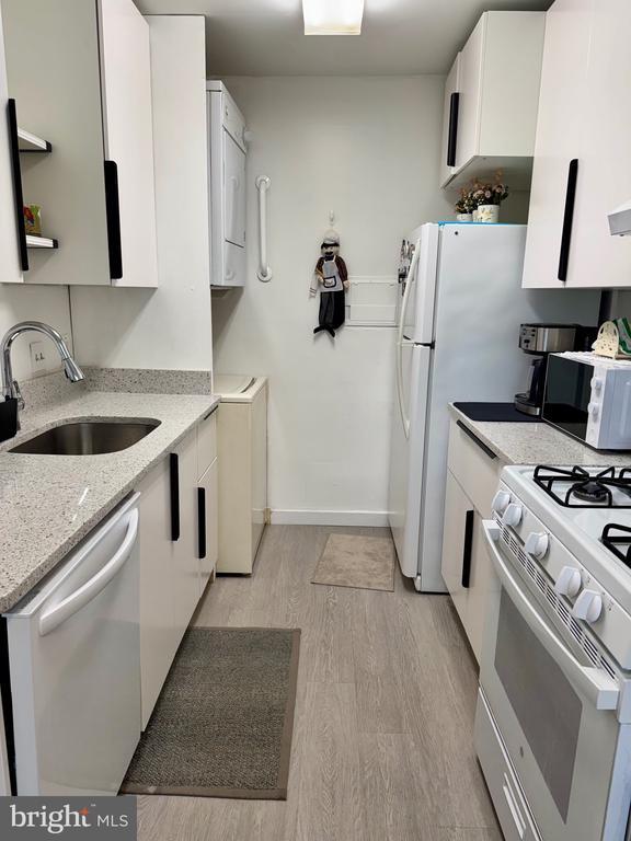 3352 Hewitt Ave in Silver Spring, MD - Building Photo - Building Photo