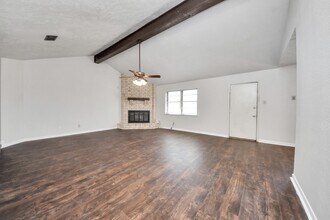 14802 Scotter Dr in Houston, TX - Building Photo - Building Photo