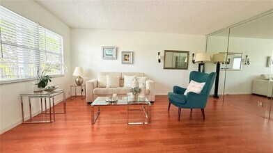 13450 SW 3rd St in Pembroke Pines, FL - Building Photo - Building Photo