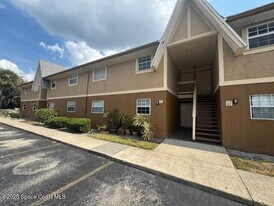 205 Bristol Ln in Melbourne, FL - Building Photo