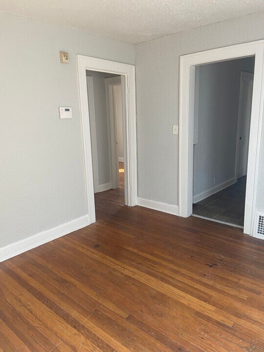 3315 E 52nd St in Kansas City, MO - Building Photo