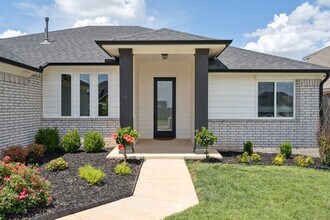 15908 Buffalo Dr in Oklahoma City, OK - Building Photo - Building Photo