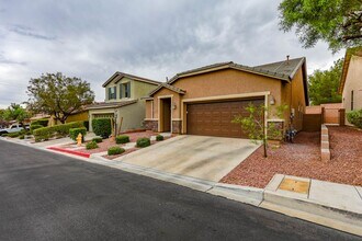 10729 Pearl River Ave in Las Vegas, NV - Building Photo - Building Photo