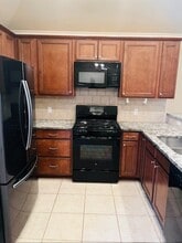 359 Avondale Ln in Bossier City, LA - Foto de edificio - Building Photo