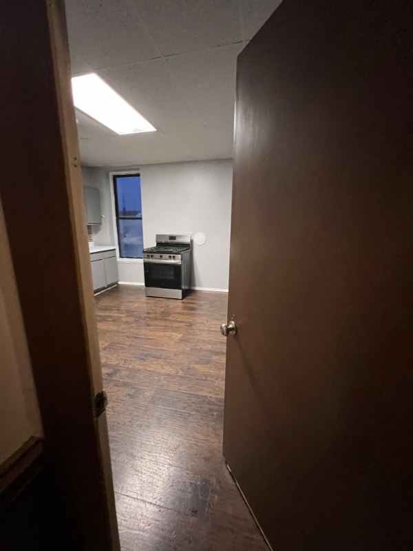 1 Russell Pl in Watervliet, NY - Building Photo - Building Photo