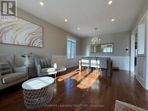 13 Woodway Ln in Markham, ON - Building Photo - Building Photo