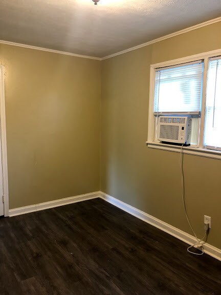 2253 Story St-Unit -2253B in Lincolnton, NC - Foto de edificio - Building Photo