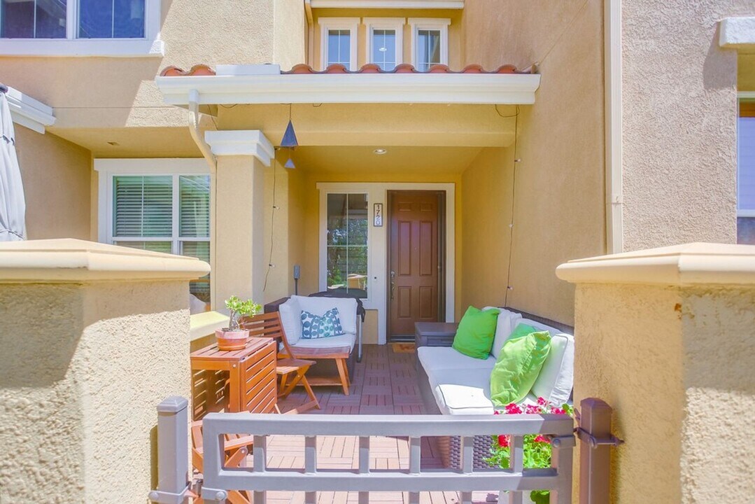 1720 Morgans Ave in San Marcos, CA - Building Photo